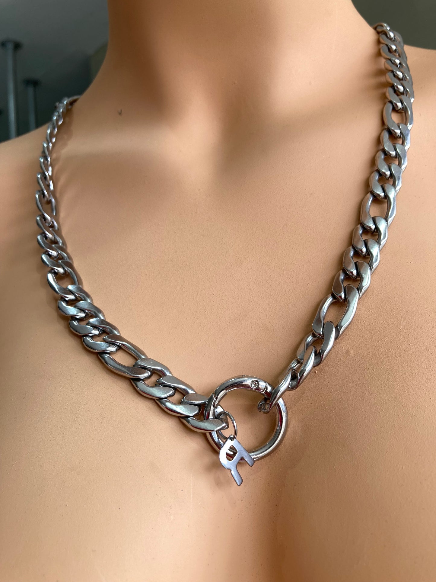 AC - Collar Glory