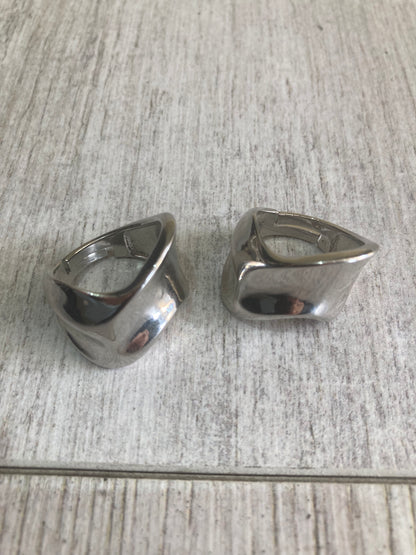 AC - Anillos
