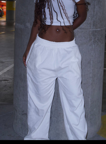 PANTALÓN- Basic Taches